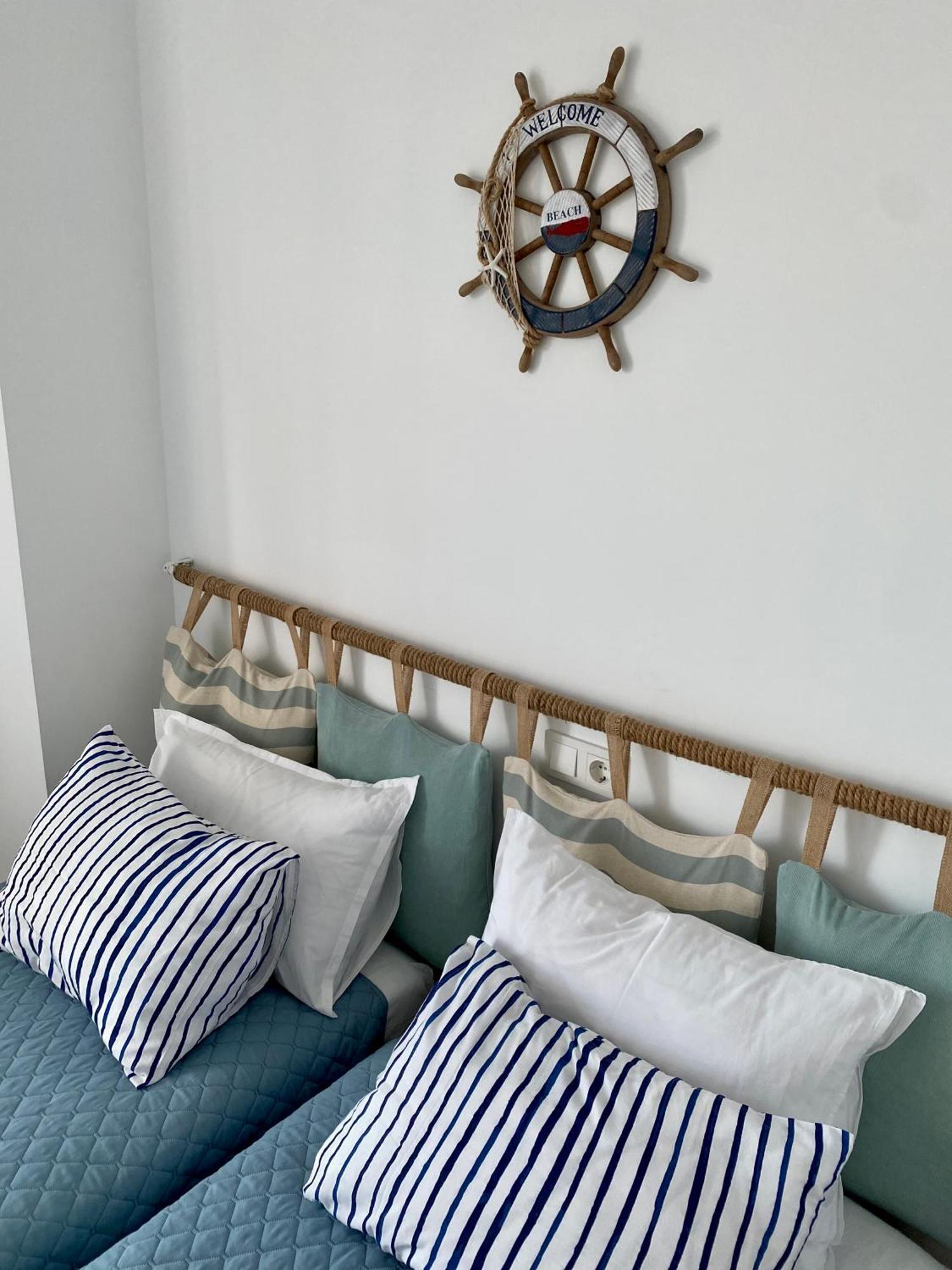 Lowenva Beach Apartment Канет-де-Беренгер Экстерьер фото